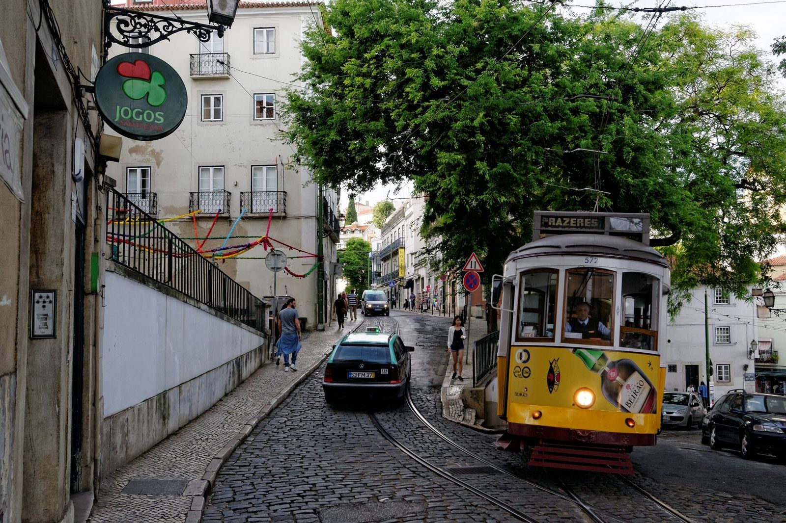 Car rental Lisbon Airport